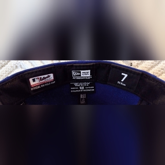 Toronto  Blue Jays New Era 59Fifty Mens Official On-Field Fitted Hat Sz 7 55.8cm - Picture 6 of 6